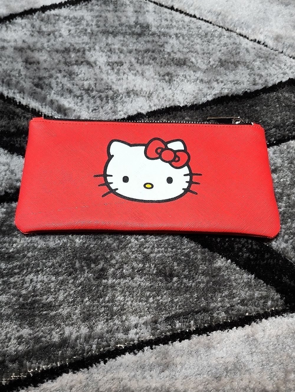 SANRIO HELLO KITTY BRANDED RED FULL-ZIP POUCH ORGANIZER 🚨 PRICE FIRM